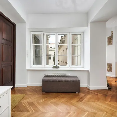 Old Town, Bright, Peaceful, Balcony, Netflix Vilnius