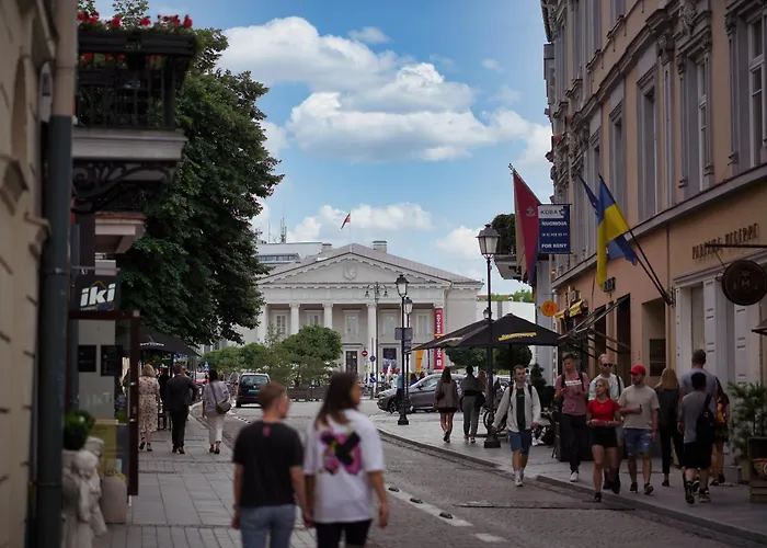 Old Town, Bright, Peaceful, Balcony, Netflix アパート *