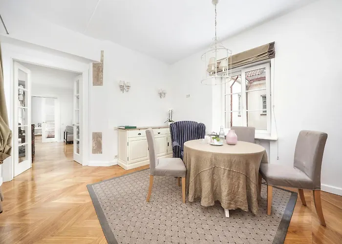 Old Town, Bright, Peaceful, Balcony, Netflix Vilnius