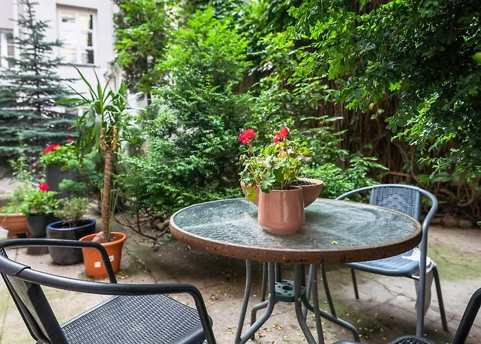 Old Town, Bright, Peaceful, Balcony, Netflix *