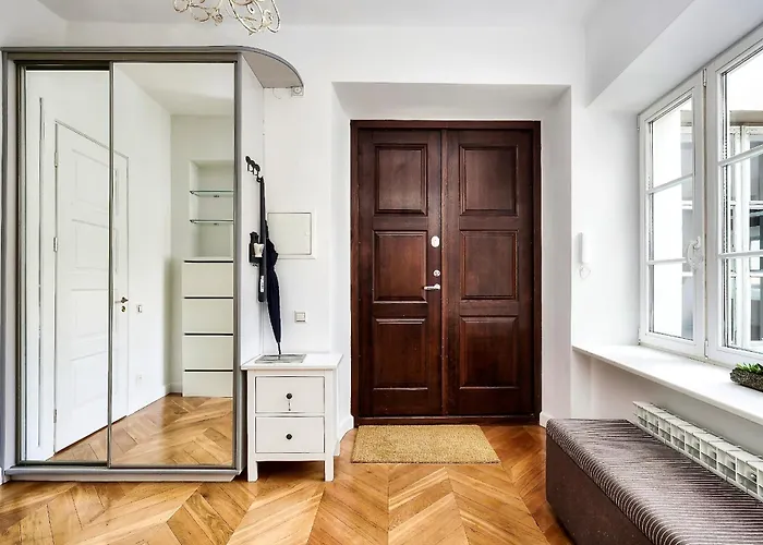 Old Town, Bright, Peaceful, Balcony, Netflix Lejlighed *