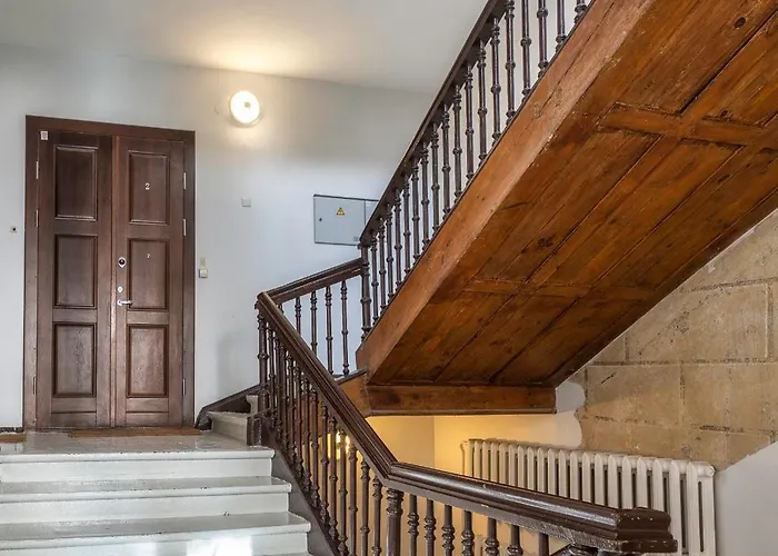 Old Town, Bright, Peaceful, Balcony, Netflix アパート