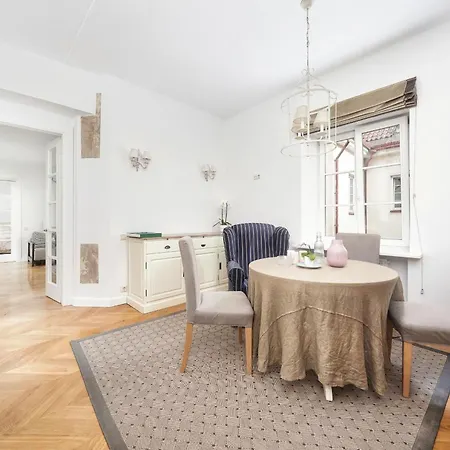 Old Town, Bright, Peaceful, Balcony, Netflix Vilnius