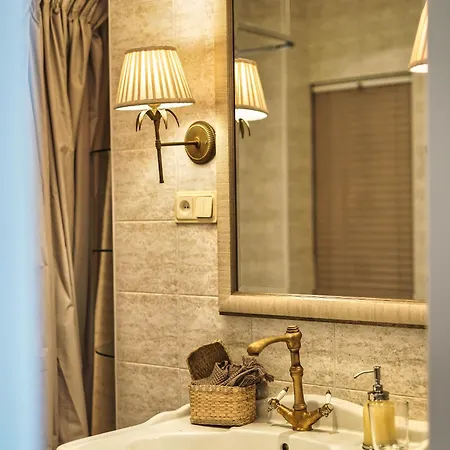 Old Town, Bright, Peaceful, Balcony, Netflix Vilnius